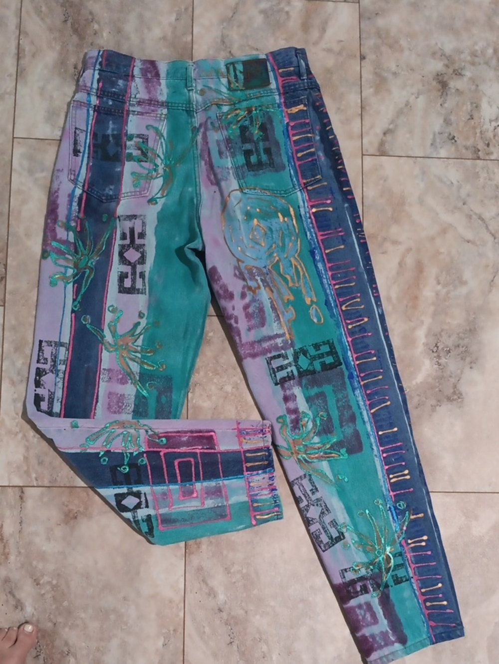 Vintage Vibrant Hand-Painted Abstract Jeans - Picture 3 of 12